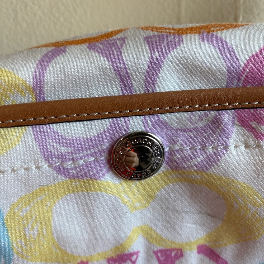 Vintage Coach Purse! - Picture 2 of 7